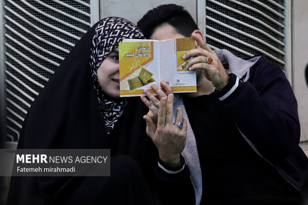 مراسم احیای شب بیست و یکم ماه رمضان در مصلای تهران 11