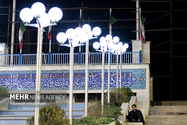 مراسم احیای شب بیست و یکم ماه رمضان در مصلای تهران 21