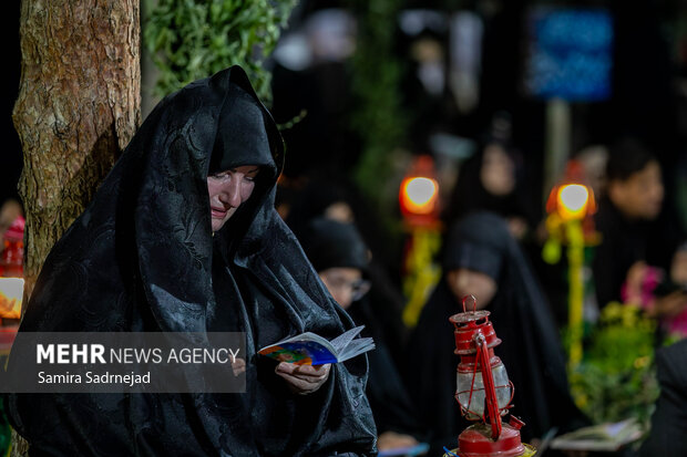 مراسم احیای شب بیست و یکم ماه رمضان در گلزار شهدای بهشت زهرا