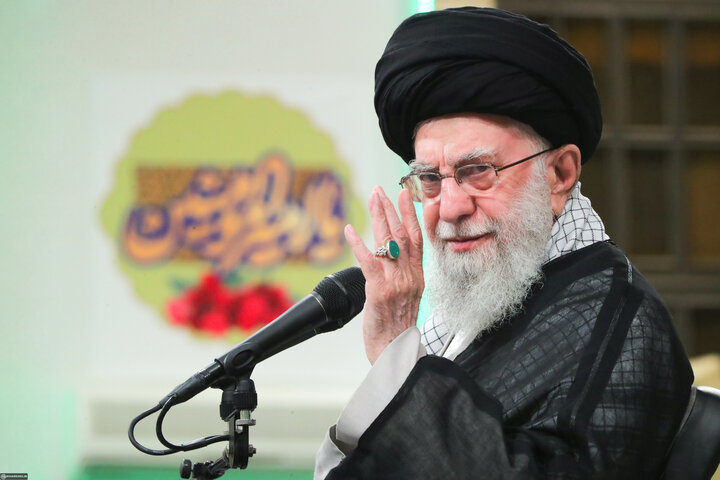 آلام کشورهای مسلمان از عمل نکردن به آیه ۲۹ سوره فتح نشات میگیرد