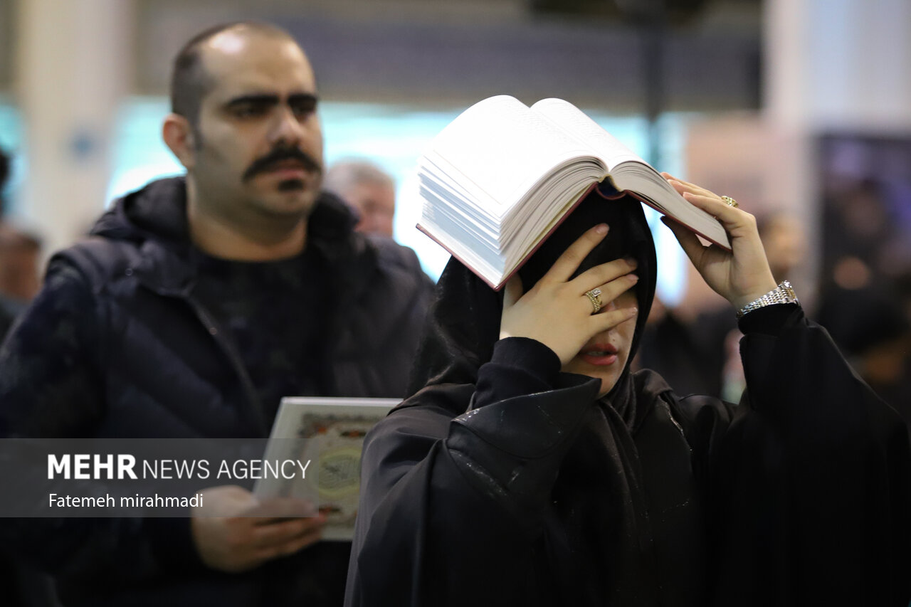 أحياء ليلة الواحد والعشرين من ليالي القدر في مصلى طهران