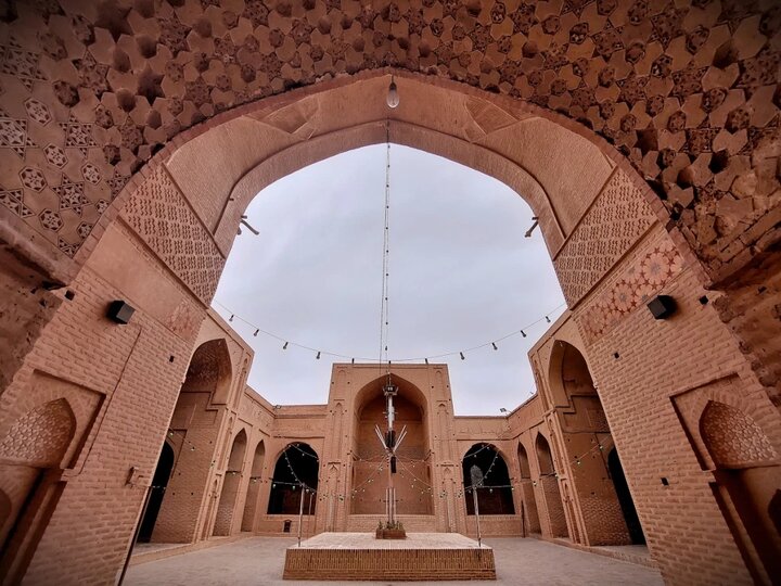 تجربهای متفاوت از سفر به زواره، شهری با تاریخ و طبیعتی غنی