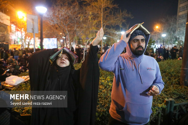 مراسم احیای شب بیست و سوم ماه رمضان در مسجد ارک تهران