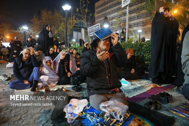 مراسم احیای شب بیست و سوم ماه رمضان در مسجد ارک تهران