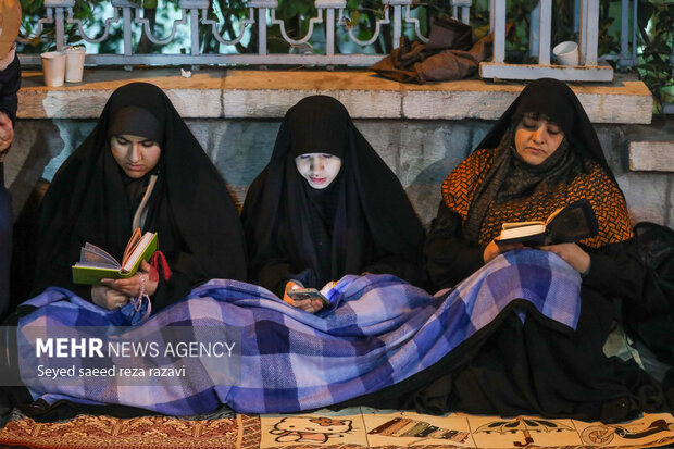 مراسم احیای شب بیست و سوم ماه رمضان در مسجد ارک تهران