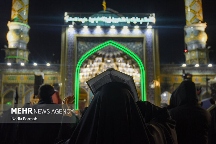 مراسم احیای شب بیست و یکم ماه رمضان در امامزاده طاهر (ع) کرج