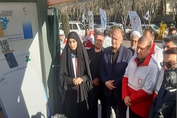 بازدید دبیرکل هلال احمر کشور از ایستگاههای خدمات نوروزی البرز