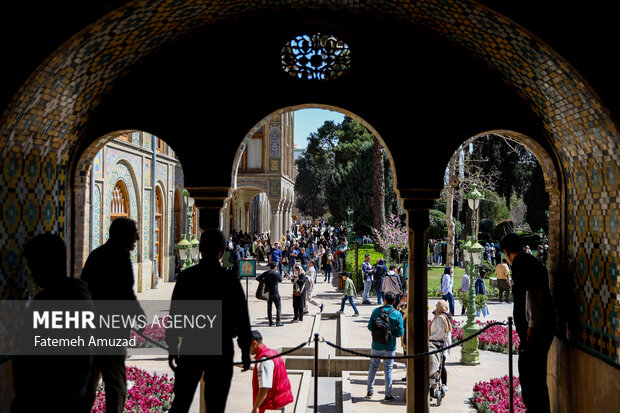 بازدید نوروزی از کاخ گلستان