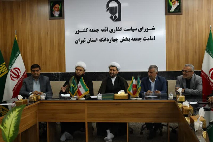 امام جمعه اسلامشهر:تضعیف نمازجمعه به منزله تضعیف انقلاب و نظام است