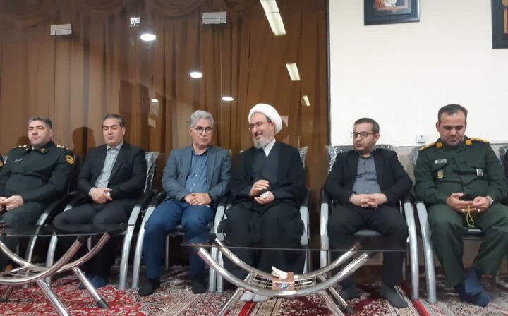 امام جمعه مشکینشهر: سرمایهگذاری برای تولید راه نجات جوانان بیکار است
