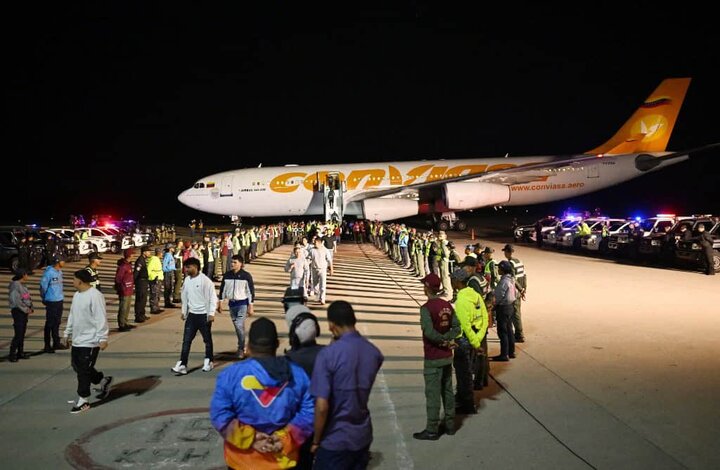 محکومیت رفتار خشن آمریکا با مهاجران ونزوئلایی؛ حقوق بشر مضحک آمریکایی