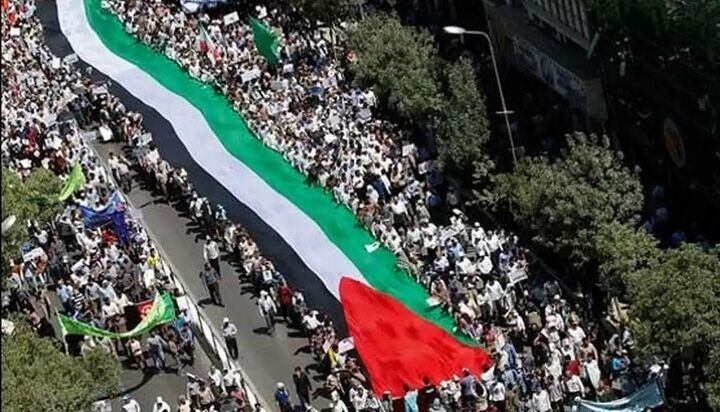 قدس محراب قیام و قلب تپنده اسلام است