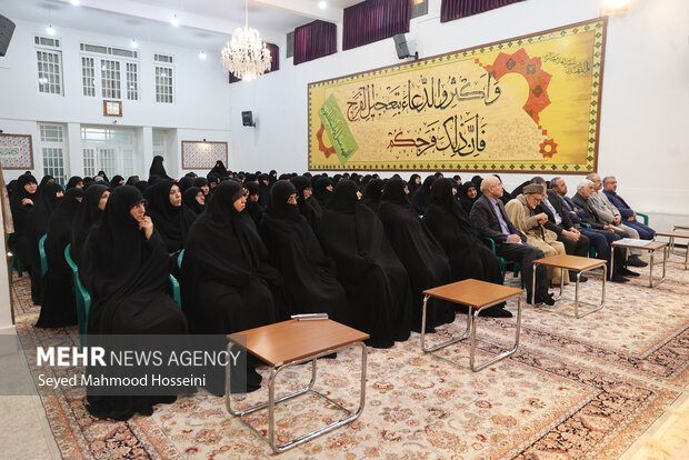 نشست جمعی از بانوان حوزوی و تشکلهای خواهران با رئیس مجلس شورای اسلامی 34