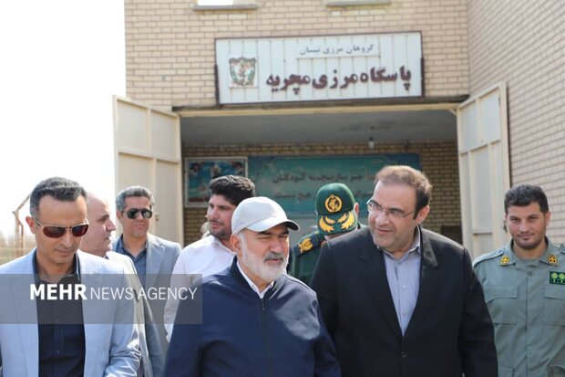 پیگیریهای بینالمللی استاندار خوزستان برای مهار آتشسوزی هورالعظیم