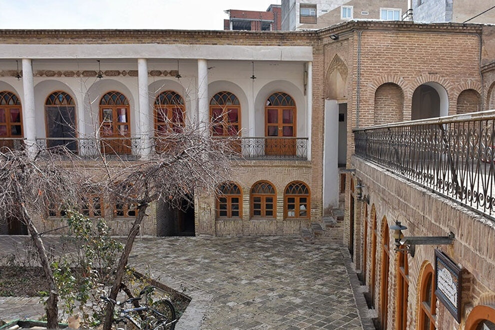 حسینیه جاجرمی؛ نگین معماری سنتی در قلب بجنورد