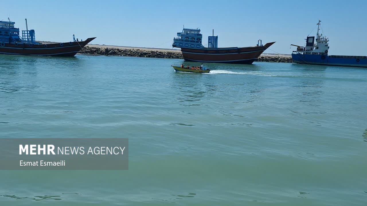 گناوه مستعد رونق گردشگری دریایی؛ زیرساختها تقویت شود