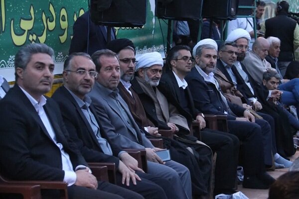 محفل انس و افطاری مقاومت با طعم وحدت و همدلی در آذربایجان غربی