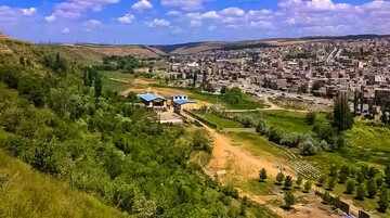 دیواندره گهواره تمدن و طبیعت؛ از غار کرفتو تا دشت لاله‌های واژگون