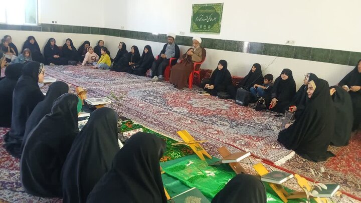 جلسات مذهبی سنگر جهاد تبیین است