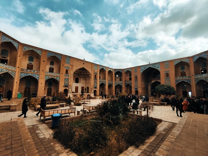 میزبانی شهر تاریخی کرمان از هزاران گردشگر نوروزی میزبانی شهر تاریخی کرمان از هزاران گردشگر نوروزی