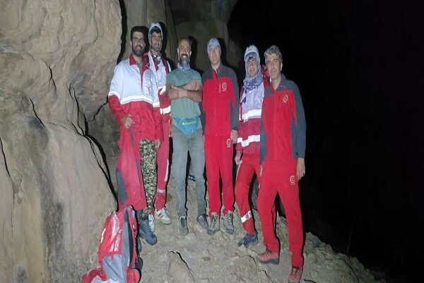 گردشگر مفقودشده در دره «شیرز» نجات پیدا کرد
