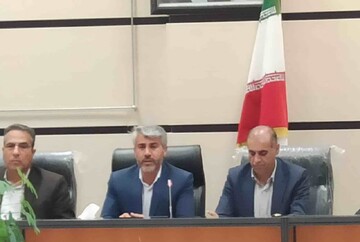 معتمدین و نخبگان گره گشای حل مشکلات جامعه شوند