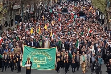از دانش‌آموز تا مادر مهربان؛ همصدایی مردم قبله تهران برای آزادی قدس