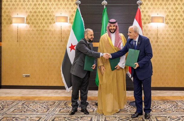 در دیدار وزیران دفاع لبنان و سوریه در جده عربستان چه گذشت؟