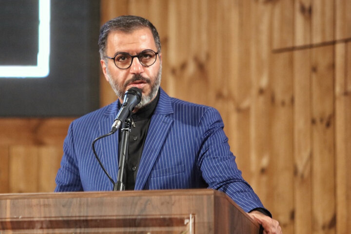 «زندگی با آیهها» قرآن را به زندگی مردم میآورد