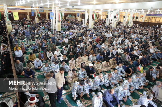 ایستادگی در کنار فلسطین بر مسلمانان واجب است