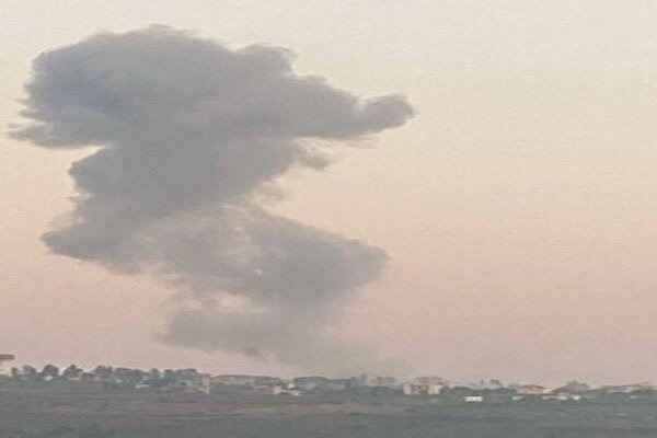 Ateşkese uymayan Siyonist Rejim Lübnan'a saldırdı Ateşkese uymayan Siyonist Rejim Lübnan'a saldırdı