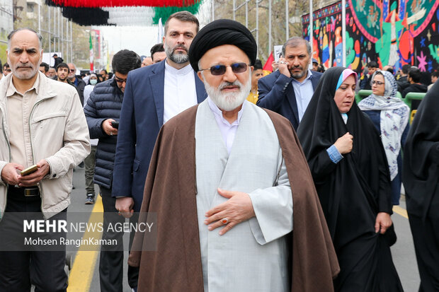 حضور مسئولان لشکری و کشوری در راهپیمایی روز قدس 28