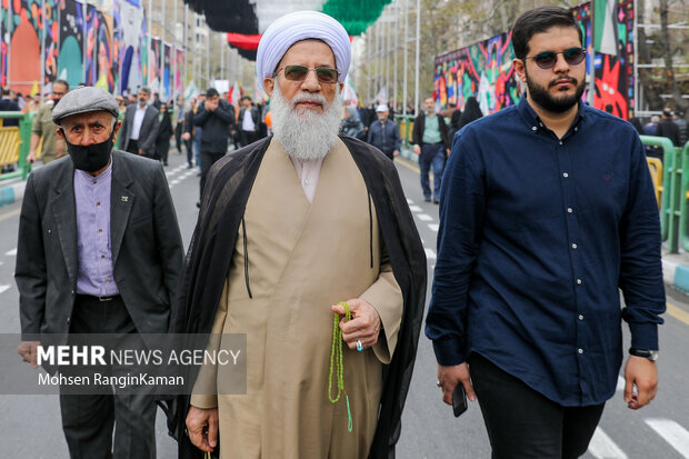 حضور مسئولان لشکری و کشوری در راهپیمایی روز قدس 27