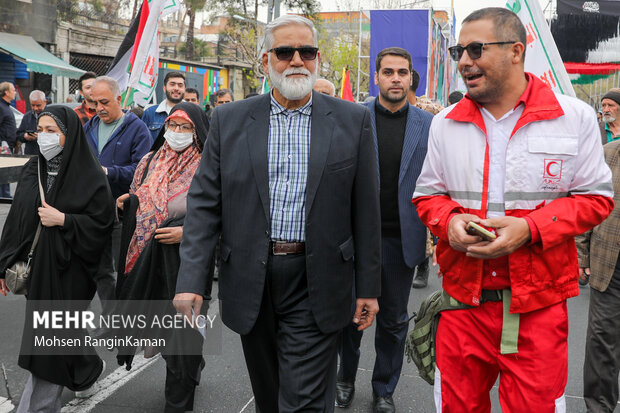 حضور مسئولان لشکری و کشوری در راهپیمایی روز قدس 23