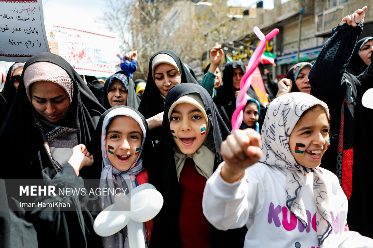 جلوههای رویش انقلاب ؛ نوجوانان سمنانی در میدان حمایت از فلسطین