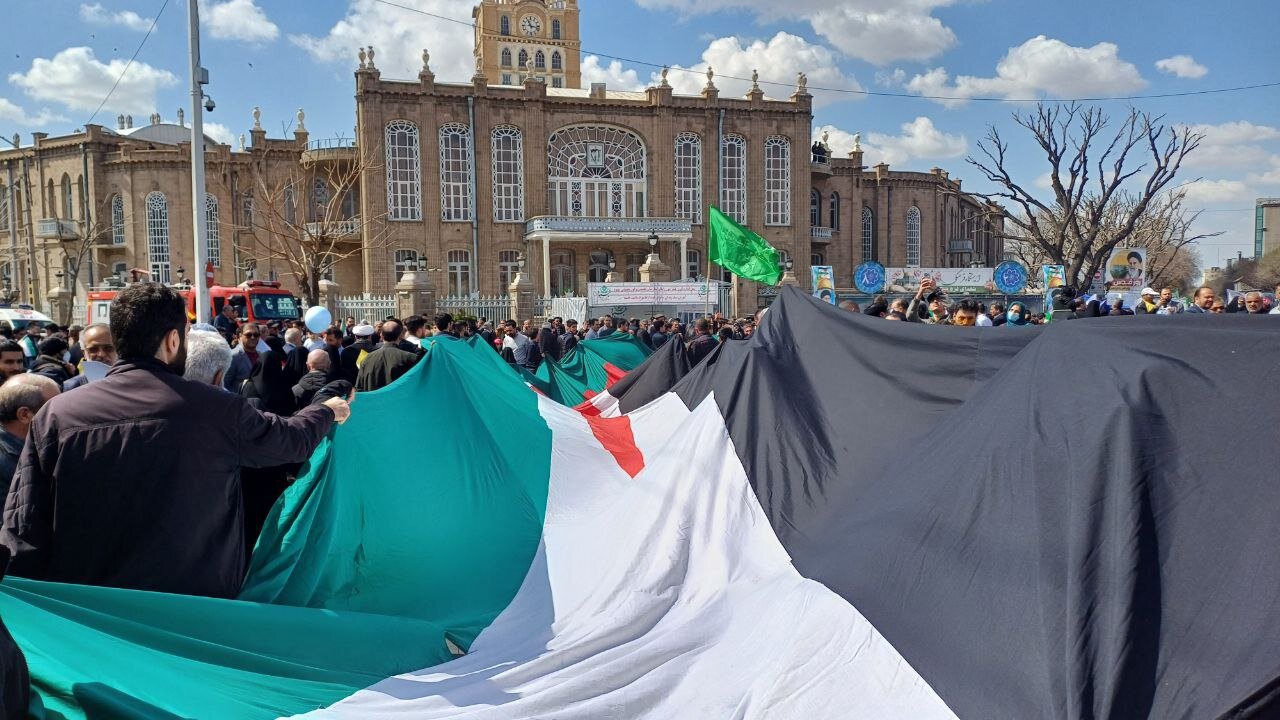 طلوع آزادی از تبریز؛ حماسهای که هرگز خاموش نمیشود طلوع آزادی از تبریز؛ حماسهای که هرگز خاموش نمیشود