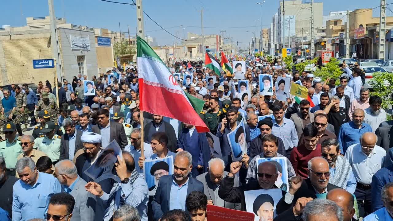 دریادلان گناوهای فریاد «مرگ بر اسرائیل» سر دادند