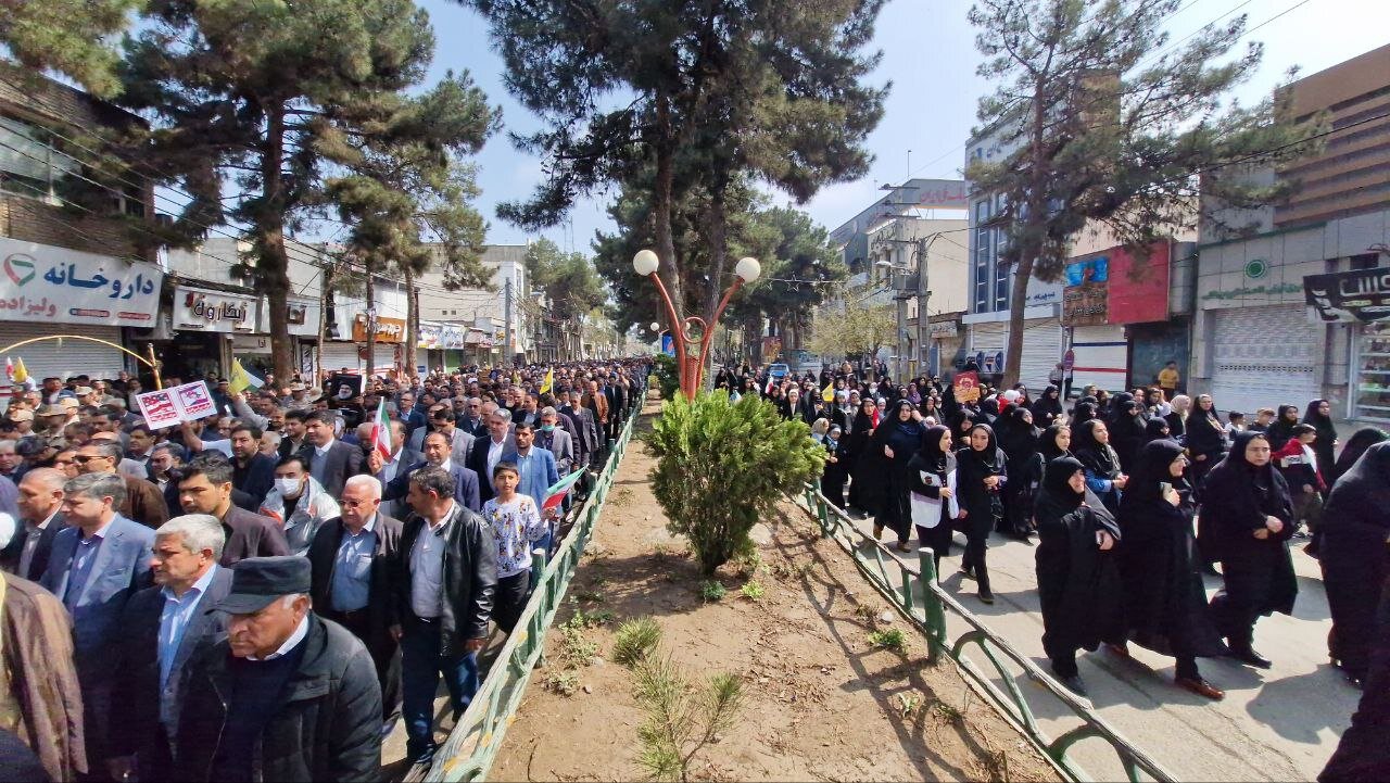 خروش مرزنشینان پارسآباد در نقطه صفر مرزی برای دفاع از مظلوم