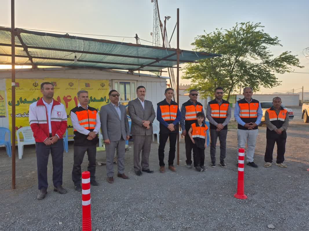 هلال احمر و راهداری در خط مقدم خدمترسانی به مسافران نوروزی هستند