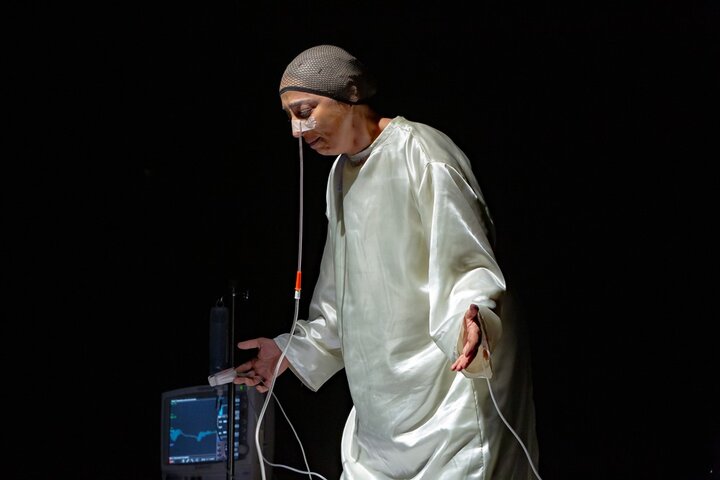 «کاما»؛ روایت تماشای مرگ در واپسین روزهای زندگی