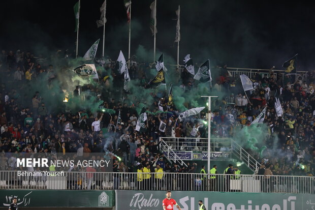 لیگ برتر فوتبال - آلومینیوم اراک و تراکتور 15