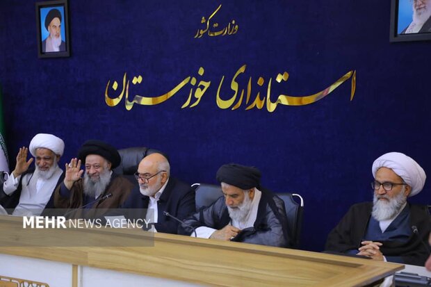 تشکیل کمیتههای تخصصی برای تقویت سرمایهگذاری در خوزستان