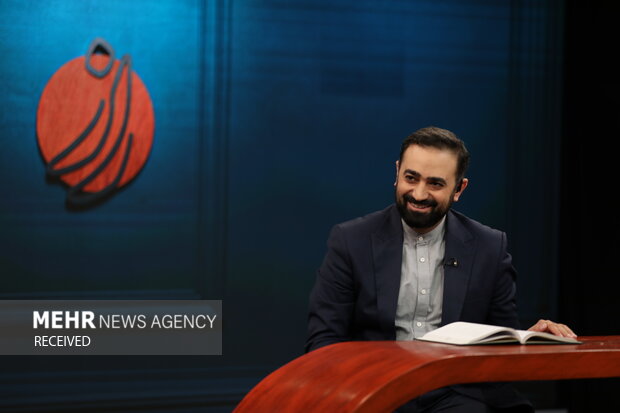 پشت صحنه برنامه تلویزیونی «راز» پشت صحنه برنامه تلویزیونی «راز»