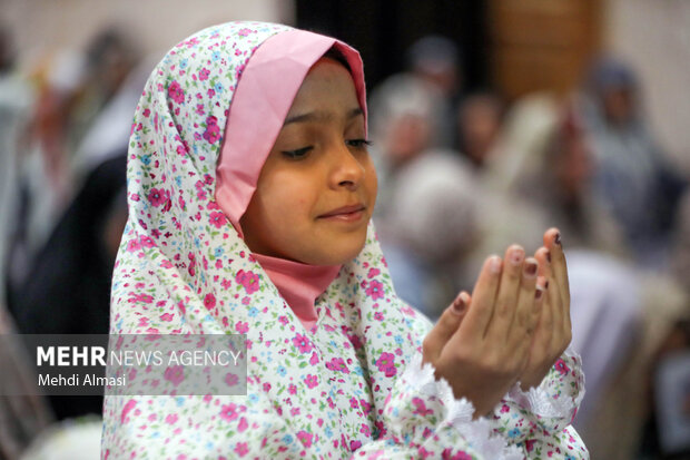 طلوع فطر در استان سمنان؛ همهمهٔ دلهای عاشق بر آستان خدا