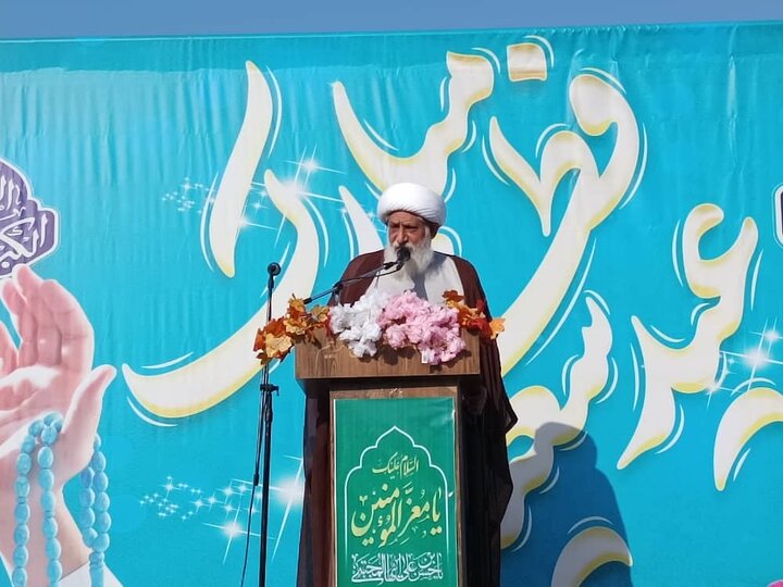 مردم یکی از محورهای اصلی سرمایهگذاری برای تولید هستند