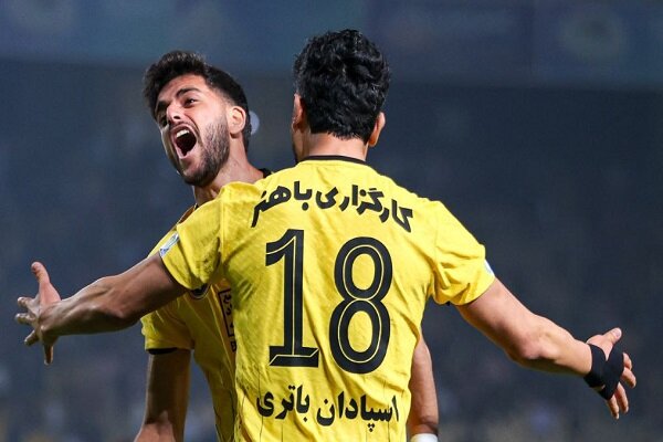 استقلال بد پرسپولیس بدتر؛ دو تیم تراکتور را به سمت قهرمانی «هُل» دادند