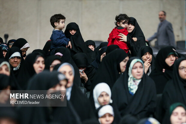 دیدار مسئولان نظام و سفرای کشورهای اسلامی با رهبر انقلاب اسلامی