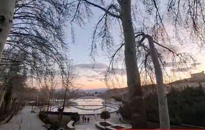 حضور گردشگران نوروزی در سرچشمه محلات حضور گردشگران نوروزی در سرچشمه محلات