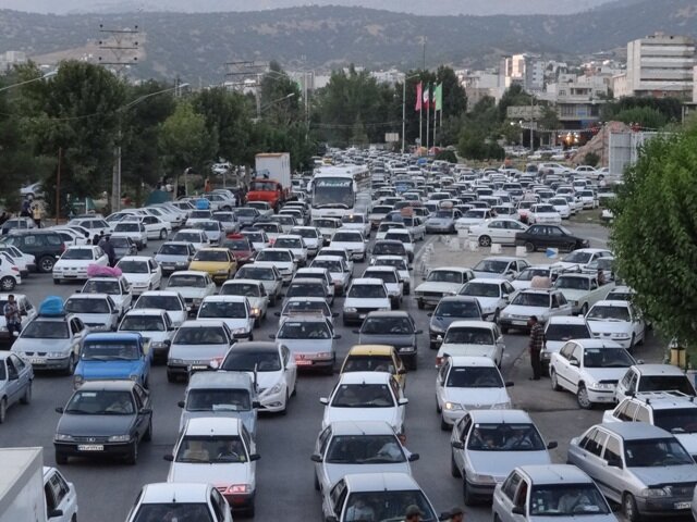 تردد بیش از ۱۳ میلیون خودرو در جادههای استان مرکزی ثبت شد