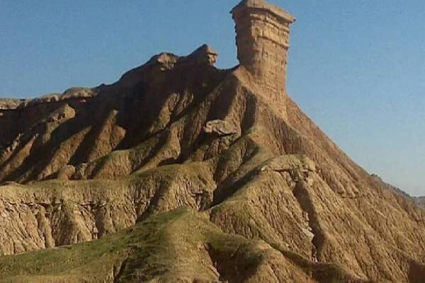 زیباییهای گچساران از چهار طاقی و آبشار کیوان تا مرقد بی بی حکیمه (س)